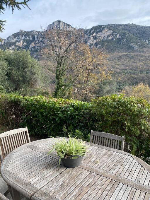 Charmante Maison Avec Piscine Gourdon  Kültér fotó